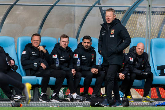 Brommapojkarnas tränare Roberth Björknesjö