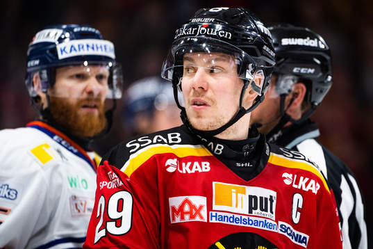 Växjös Liam Reddox och Luleås Erik Gustafsson