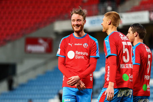  Helsingborgs Rasmus Jönsson jublar med Markus Holgersson och Johan Persson