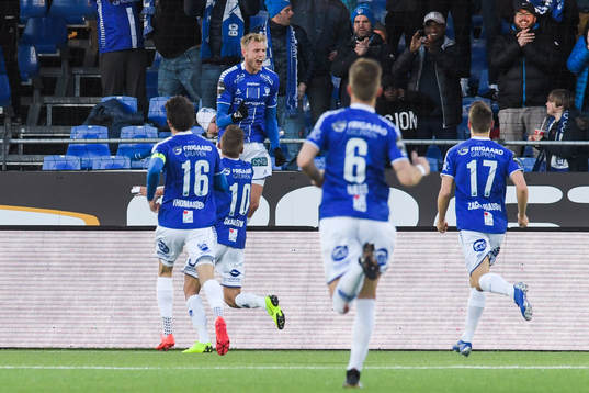 Jonathan Lindseth of Sarpsborg 08 celebrates after 1-0