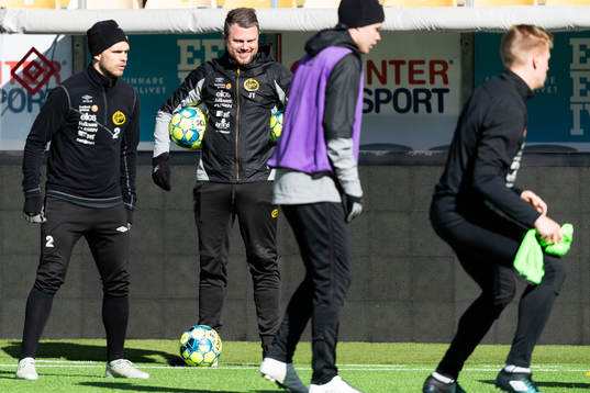 manager Jimmy Thelin och Jesper Manns