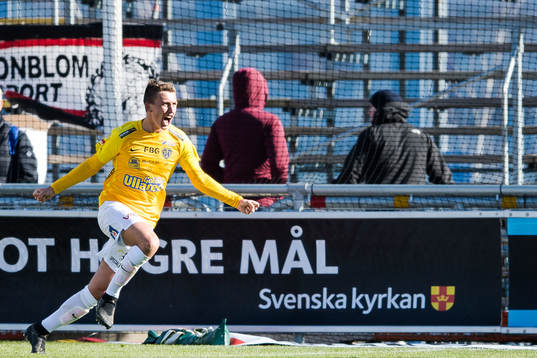 Falkenbergs John Björkengren jublar