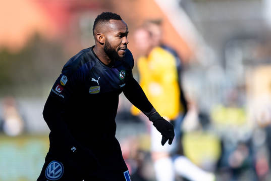 Örebros Michael Junior Omoh