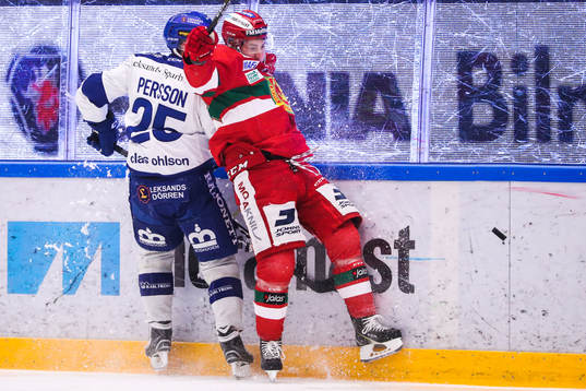 Leksands Kevin Schulze och Moras Michael Haga