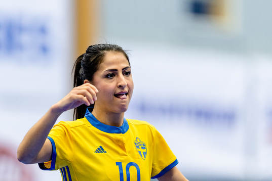 Sveriges Nazanin Vaseghpanah jublar efter vinsten