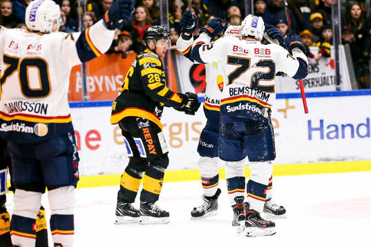 Djurgårdens Emil Bemström jublar