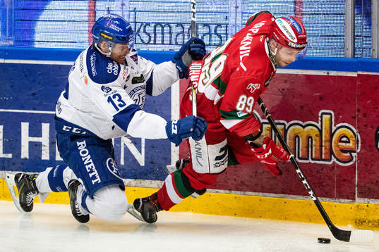 Leksands Jon Knuts och Moras Ryan Johnston