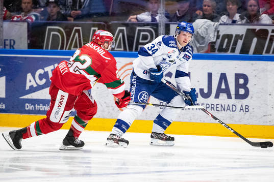 Leksands Lukas Enqvist och Moras Matt Bailey