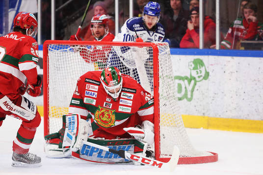 Moras målvakt Christian Engstrand och Leksands Martin