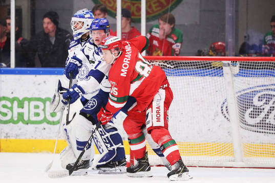 Leksands målvakt Axel Brage och Lucas Nordsäter nit Moras