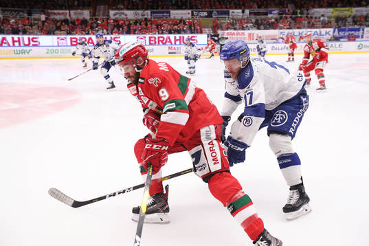Moras Andrew Rowe och Leksands Jesper Ollas