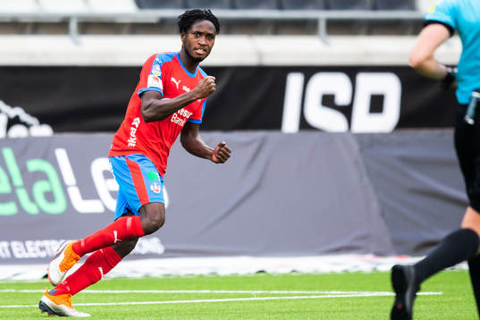 Helsingborgs Mamudu Moro jublar efter 2-1
