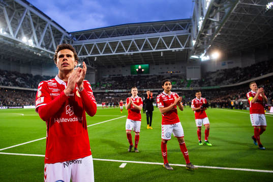Kalmars Herman Hallberg tackar publiken