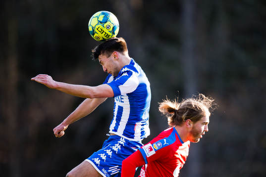 IFK Göteborgs Måns Saebbö och Helsingborgs Charlie