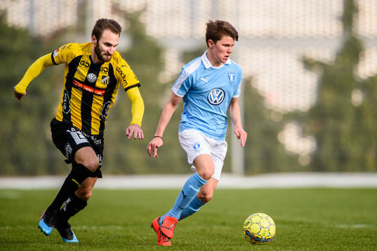 Häckens Oskar Sverrisson och Malmö FFs Jesper Dickman