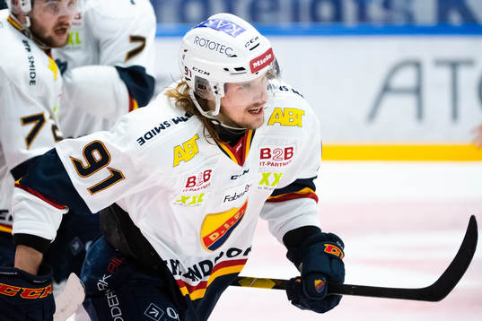 Djurgårdens Axel Jonsson Fjällby jublar