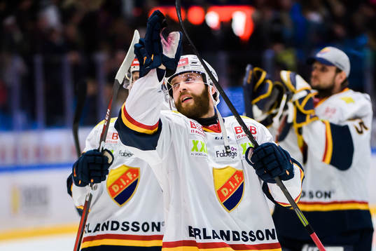 Djurgårdens Mattias Guter jublar