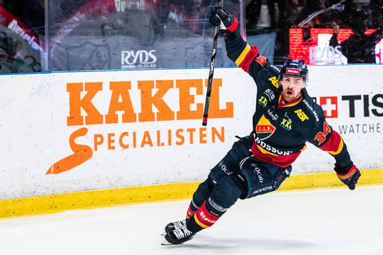 Djurgårdens Daniel Brodin jublar