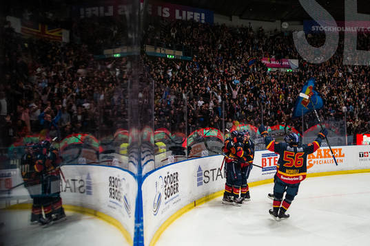 Djurgårdens Daniel Brodin (ej i bild) jublar