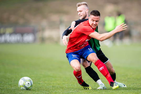 Höganäs Martin Ndreca och Högaborgs Hampus Agerström