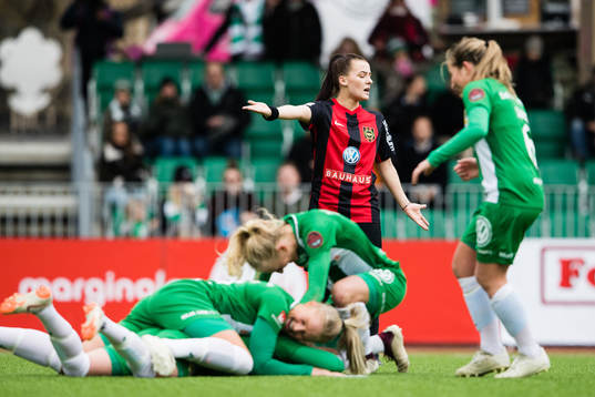 Brommapojkarnas  Filippa Wallén reagerar när Hammarby gjort 2-0