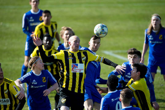 IFK Hässleholms Simon Henningsson i matchen i division 2 mellan IFK Hässleholm och Räppe i Hässleholm 13 april 2019.  