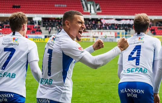 IFK Norrköpings Jordan Larsson jublar efter 0-1 målet