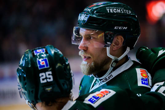 Färjestads Ilari Melart jublar