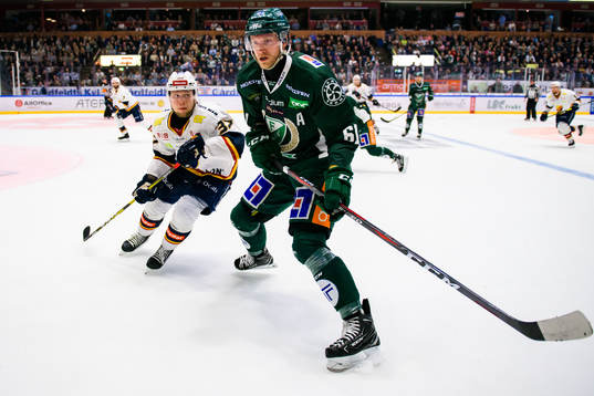 Djurgårdens Jesper Pettersson och Färjestads Johan Ryno