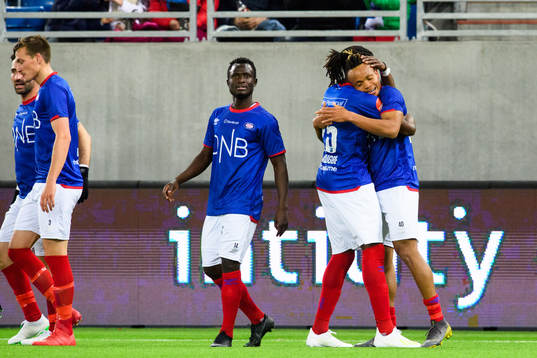 Chidera Ejuke of Vålerenga celebrates after his 3-0 goal