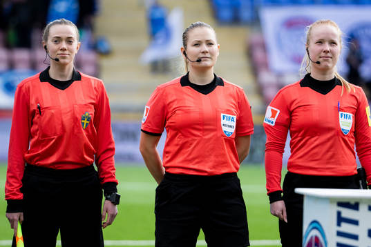 Domarna med domare Laura Rapp i mitten