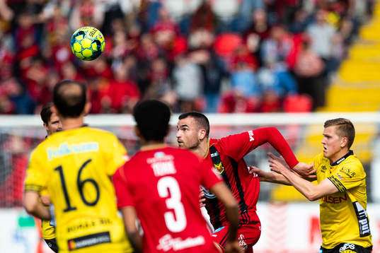 Östersunds Dino Islamovic och Elfsborgs Joakim Nilsson