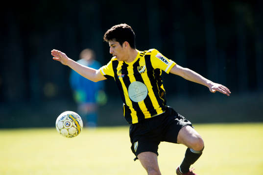 IFK Hässleholms Mustafa Owaid i matchen i division 2