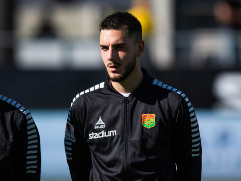 GAIS målvakt Marko Johansson vid line up