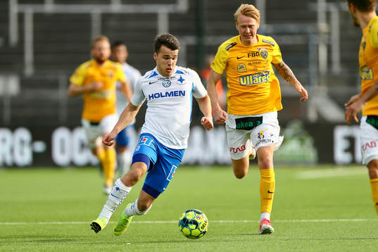 Falkenbergs Jacob Ericsson och IFK Norrköpings Simon Skrabb