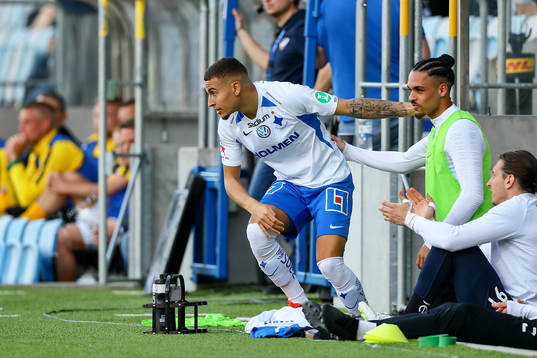 IFK Norrköpings Jordan Larsson jublar med IFK Norrköpings Alexander Jakobsen efter mål 2-1