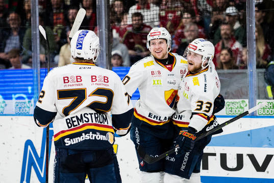 Djurgårdens Marcus Davidsson jublar