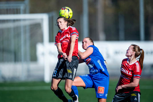 Limhamn Bunkeflos Anna Evelina Parikka mot Örebros Ellen Karlsson