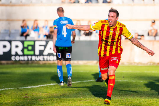 Syrianskas Matias Cahais jublar efter 2-2