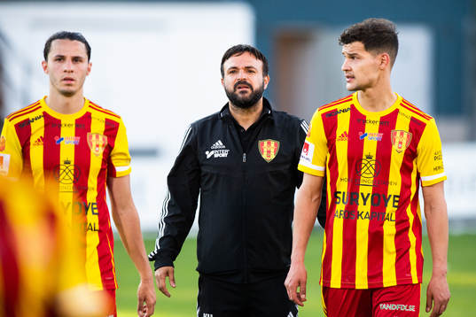 Syrianskas Stefan Ilic, tränare Korosh Hatami och Mauricio