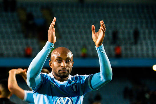 Malmö FFs Fouad Bachirou tackar publiken