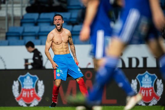 Helsingborgs David Boysen jublar