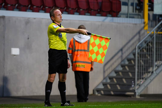 Helsingborgs David Boysen (ej i bild) gör ett mål som döms bort för offside