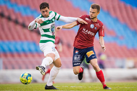 Västerås Carlos Gaete Moggia och Örgrytes Hannes Sahlin