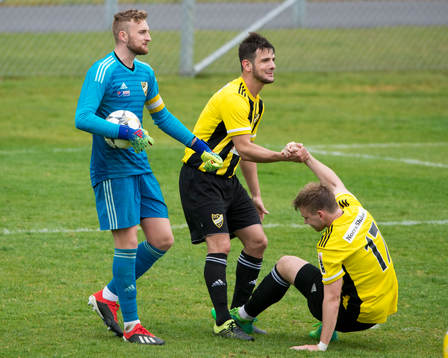 IFK Hässleholms  Alexander Nilsson, Egzon Ademi och Mattias Jönsson i matchen i division 2 mellan IFK Hässleholm och Österlens FF i Hässleholm 27 april 2019.  