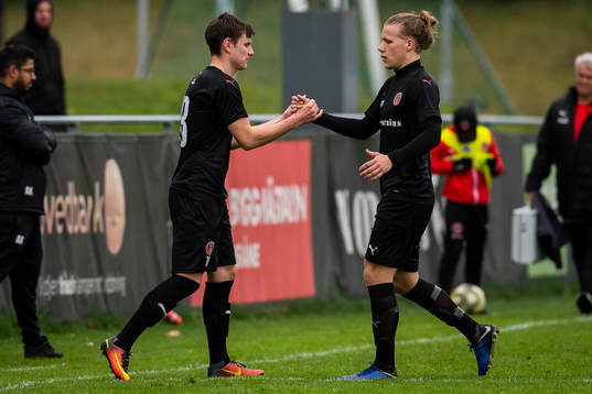 Hittarps Axel Grahn byts in och Jonathan Olsson byts ut