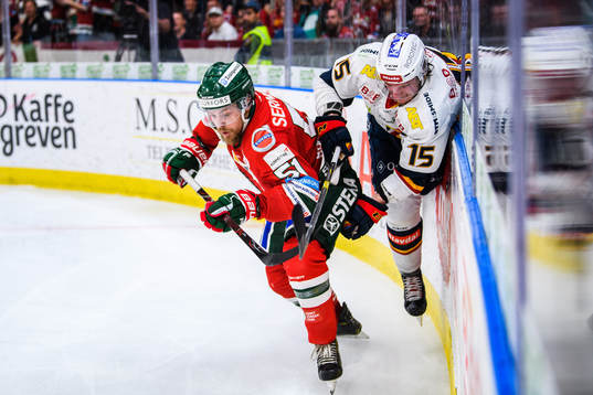 Frölundas Mats Rosseli Olsen och Djurgårdens Jakob Lilja