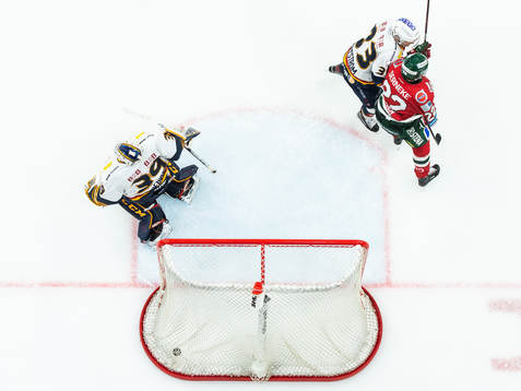 Djurgårdens målvakt Adam Reideborn släpper in 4-0 från