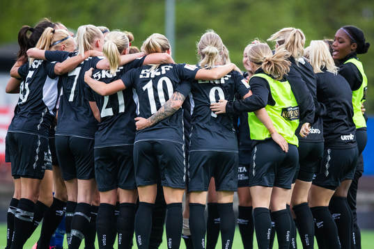 Göteborgs spelare jublar