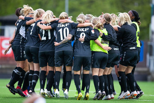 Göteborgs spelare jublar